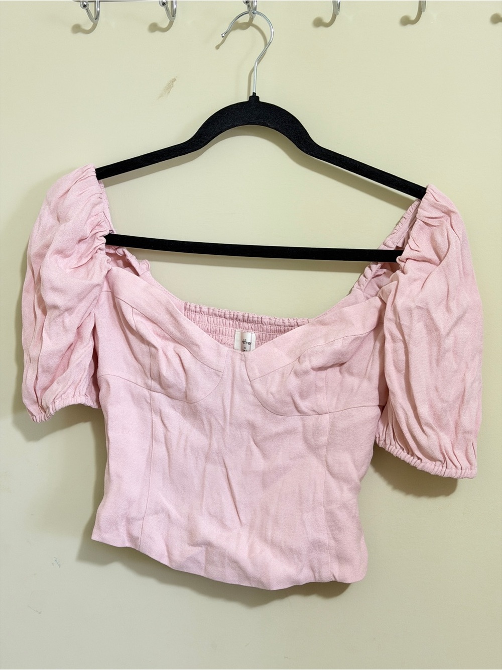 Aritzia Wilfred novella blouse Small Pink Puff-Sleeve Sweetheart Women's Top